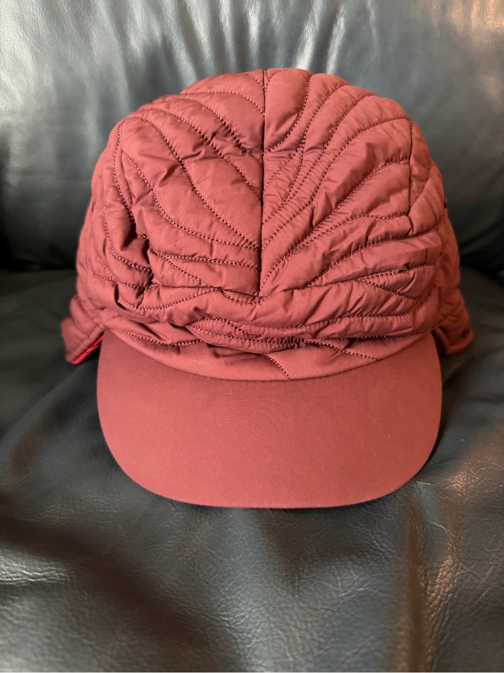 lululemon athletica Quilted Wine Red Brimmed Trapper Hat - Picture 2 of 14
